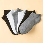 40 Pairs of Simple Black, White, and Gray Socks,
 Elastic, Breathable, and Odor Resistant, Suitable for Outdoor Sports Wear
