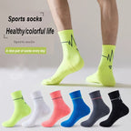 5 Pairs Professional sports socks 
Quick-drying ,
Fit sweat-absorbing training ,running and Ride