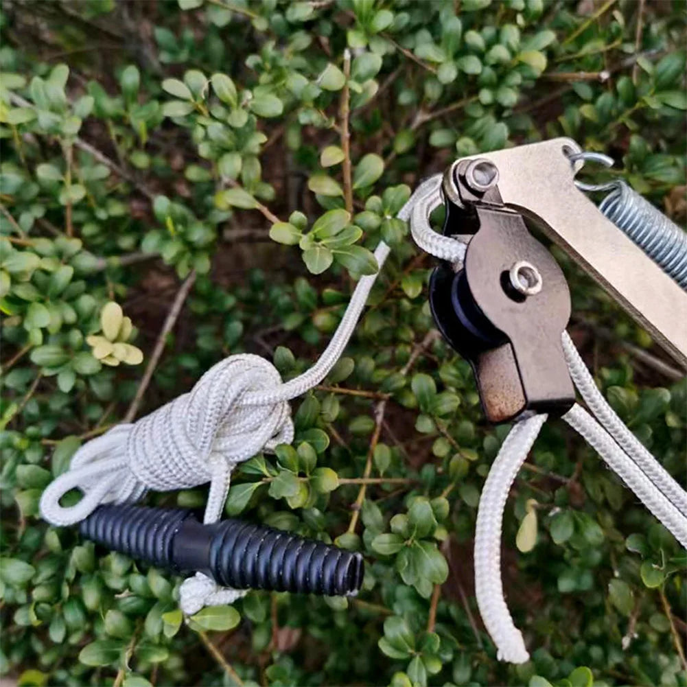 High Altitude Three Pulley Pruning Scissors 
Harvester Clipper--- Branches Cutter--- Garden Shears Saw for Plant Twig Vine