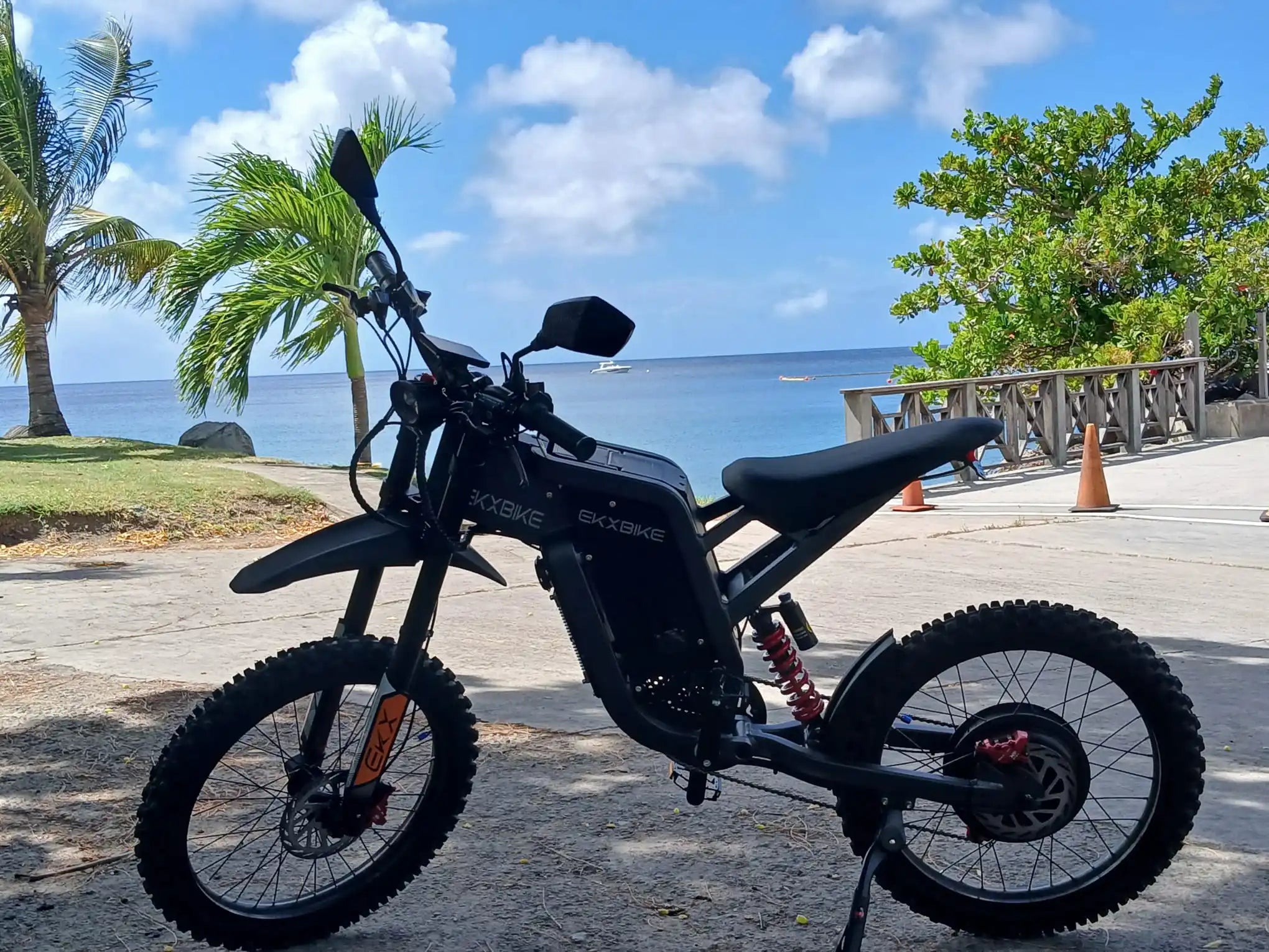 EKX X21 Max Electric cycle
3000W Brushless Gearless Motors
 60V30AH Lithium Battery Speed 85Kmh Adult Off Road Ebike