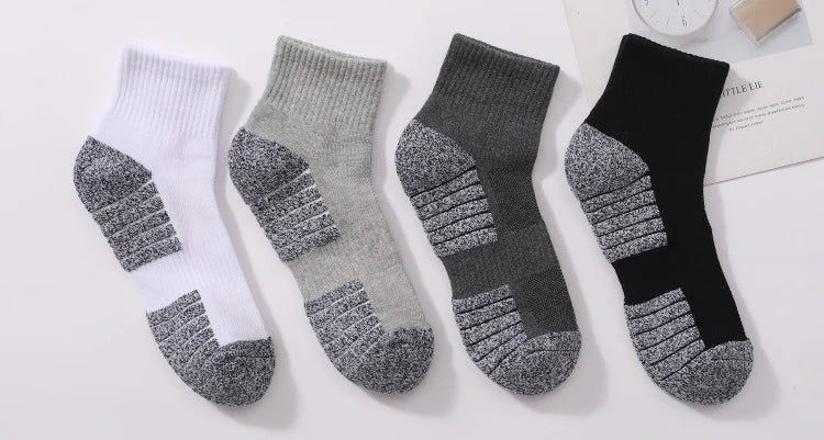 6 pairs Outdoor sports socks 
Thickened towel bottomed hiking 
 Sweat-absorbing short tube sports running Men / women